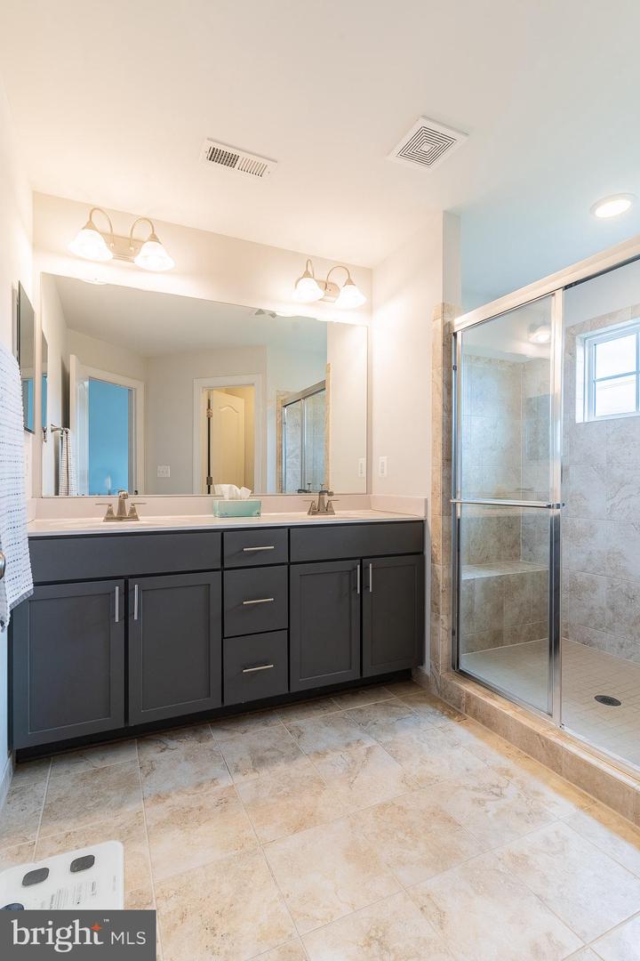 15332 BALLERINA LOOP, WOODBRIDGE, Virginia 22193, 4 Bedrooms Bedrooms, ,3 BathroomsBathrooms,Residential,For sale,15332 BALLERINA LOOP,VAPW2091530 MLS # VAPW2091530