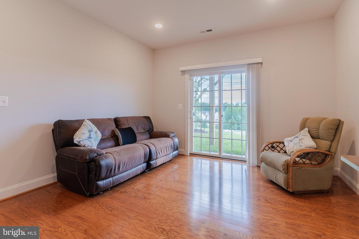 15332 BALLERINA LOOP, WOODBRIDGE, Virginia 22193, 4 Bedrooms Bedrooms, ,3 BathroomsBathrooms,Residential,For sale,15332 BALLERINA LOOP,VAPW2091530 MLS # VAPW2091530