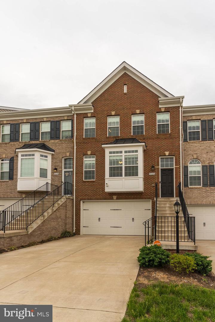 15332 BALLERINA LOOP, WOODBRIDGE, Virginia 22193, 4 Bedrooms Bedrooms, ,3 BathroomsBathrooms,Residential,For sale,15332 BALLERINA LOOP,VAPW2091530 MLS # VAPW2091530
