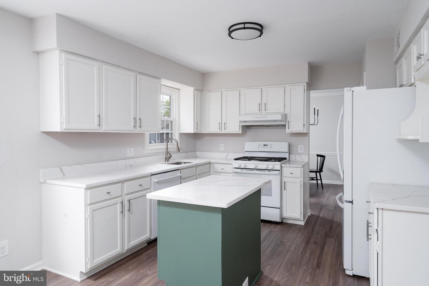 14414 COACHWAY DR, CENTREVILLE, Virginia 20120, 4 Bedrooms Bedrooms, ,2 BathroomsBathrooms,Residential,For sale,14414 COACHWAY DR,VAFX2233022 MLS # VAFX2233022