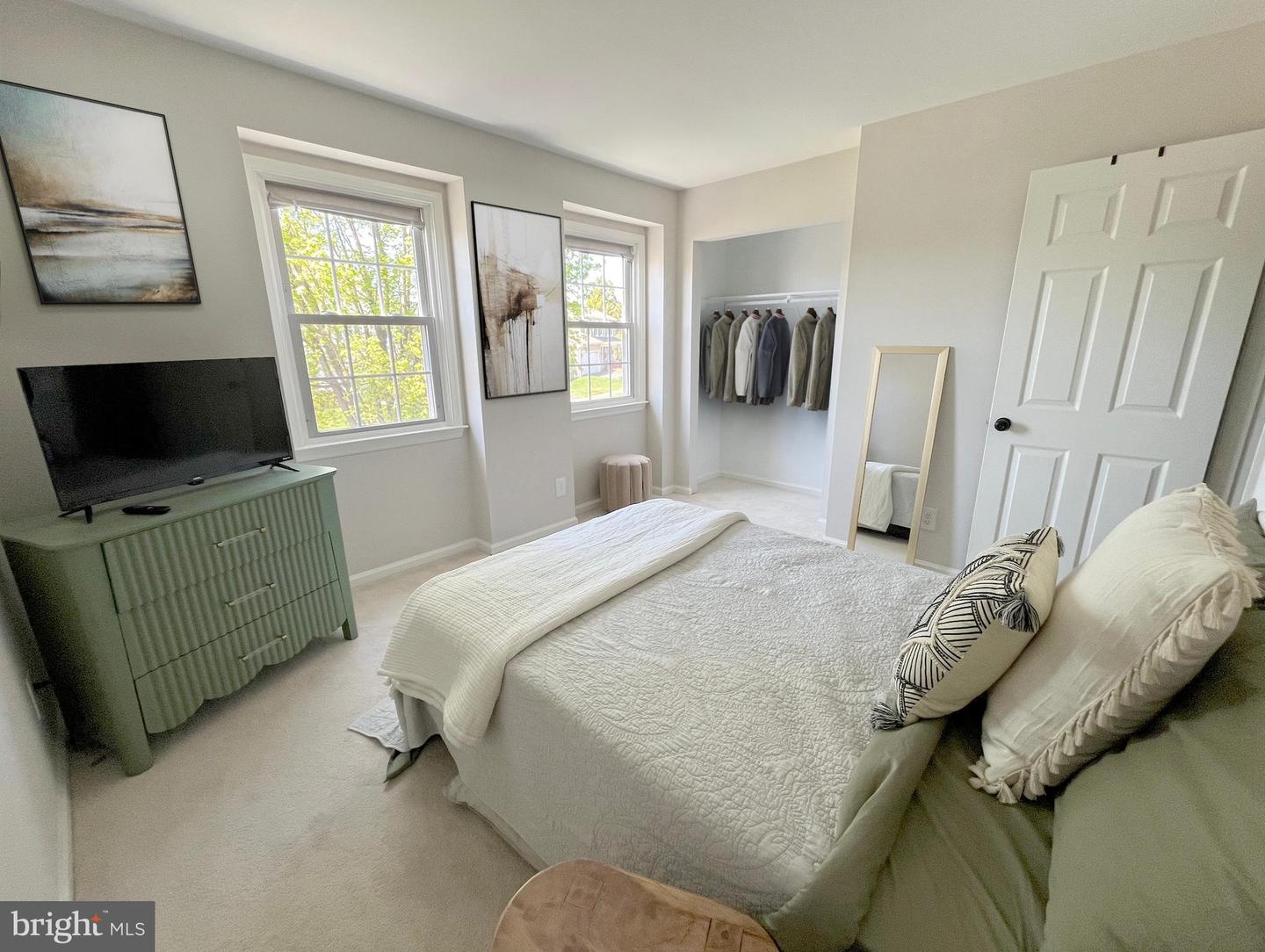14414 COACHWAY DR, CENTREVILLE, Virginia 20120, 4 Bedrooms Bedrooms, ,2 BathroomsBathrooms,Residential,For sale,14414 COACHWAY DR,VAFX2233022 MLS # VAFX2233022