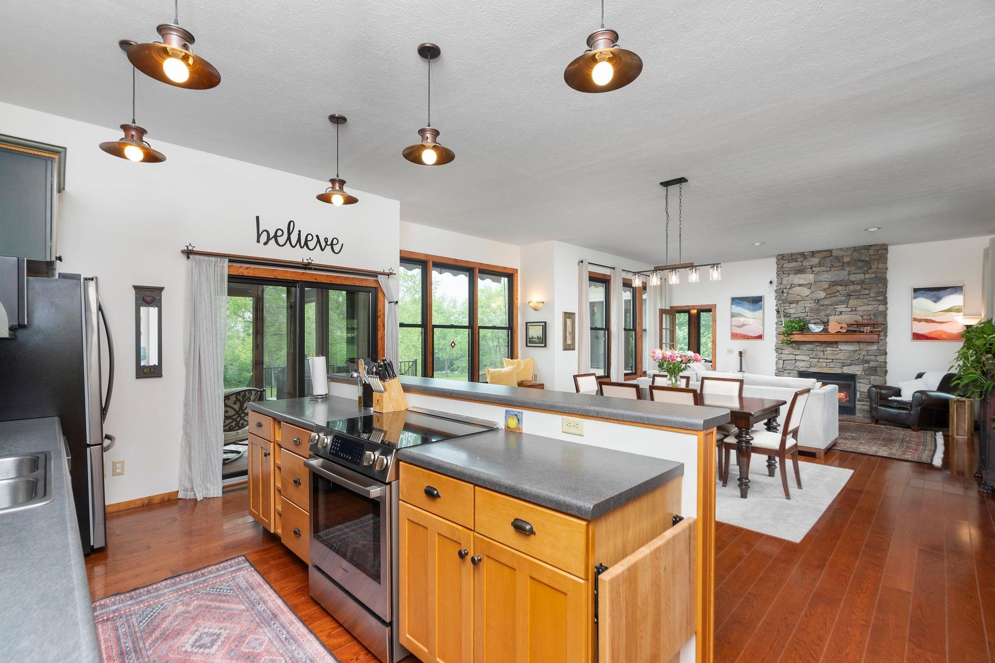 216 LEE ROY RD, GROTTOES, Virginia 24441, 3 Bedrooms Bedrooms, ,3 BathroomsBathrooms,Residential,Kingsfolde,216 LEE ROY RD,664496 MLS # 664496