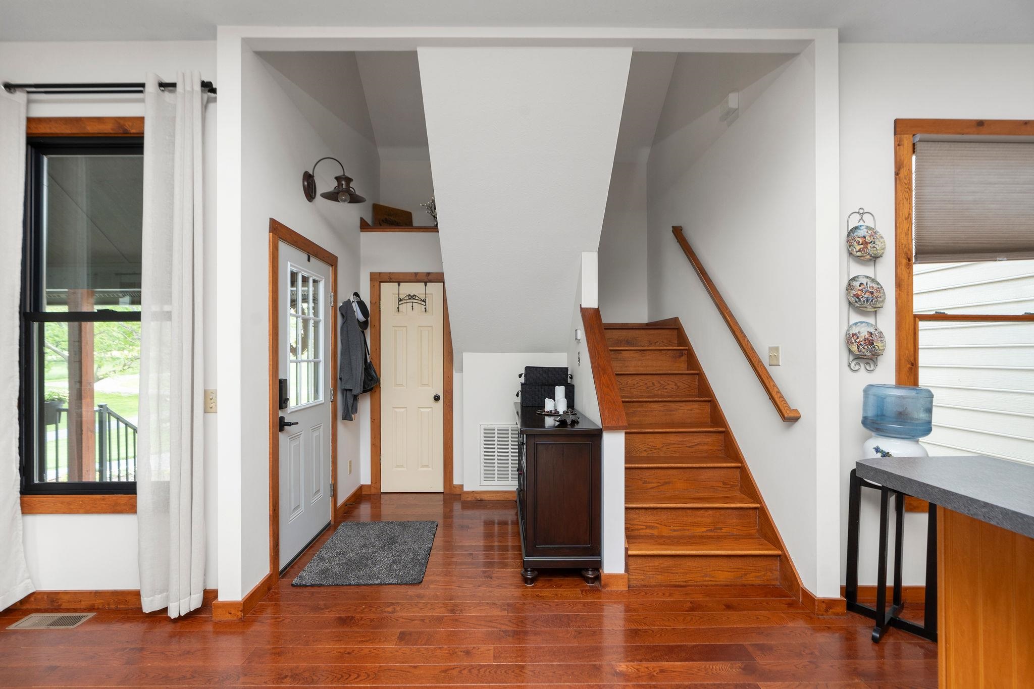 216 LEE ROY RD, GROTTOES, Virginia 24441, 3 Bedrooms Bedrooms, ,3 BathroomsBathrooms,Residential,Kingsfolde,216 LEE ROY RD,664496 MLS # 664496