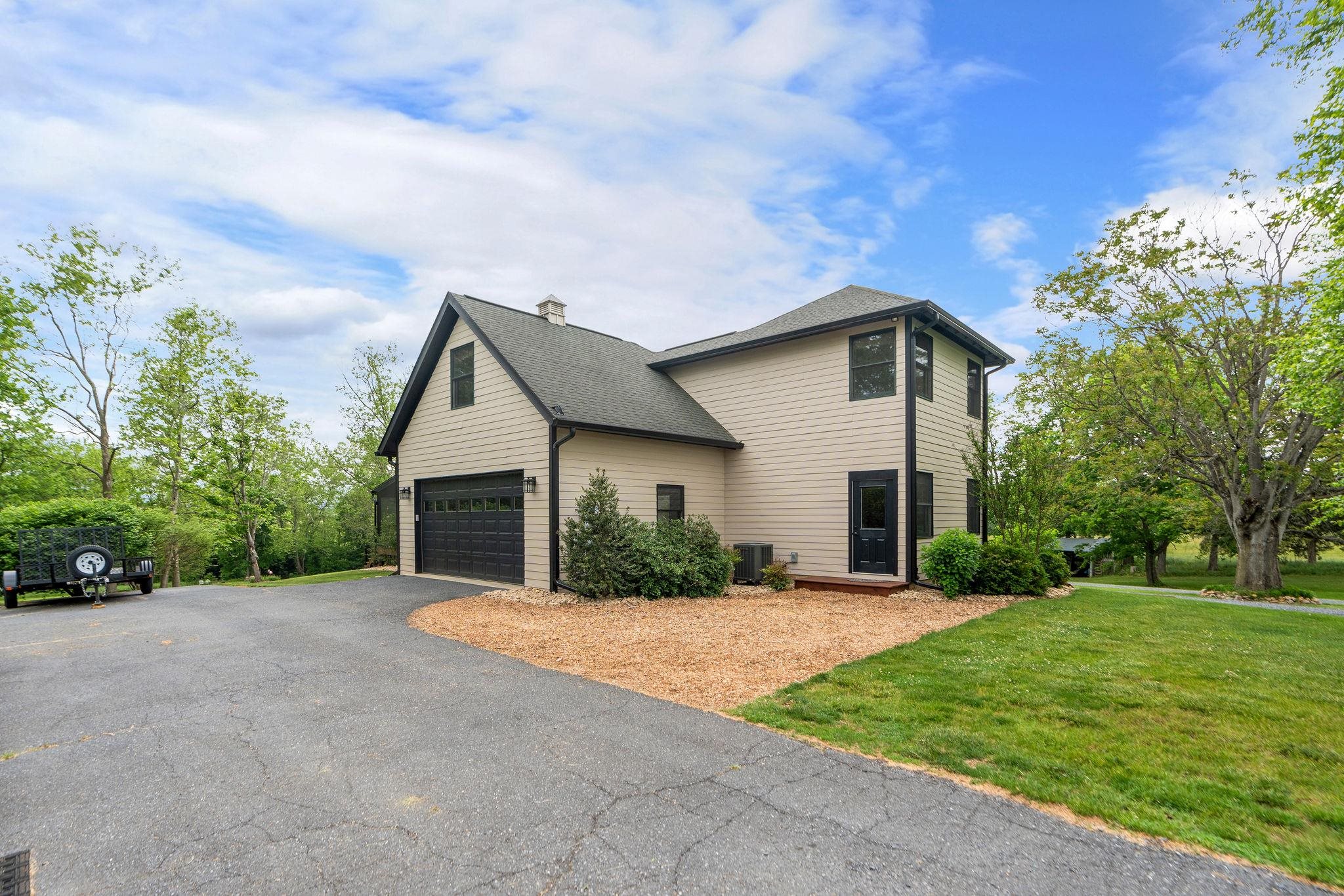 216 LEE ROY RD, GROTTOES, Virginia 24441, 3 Bedrooms Bedrooms, ,3 BathroomsBathrooms,Residential,Kingsfolde,216 LEE ROY RD,664496 MLS # 664496