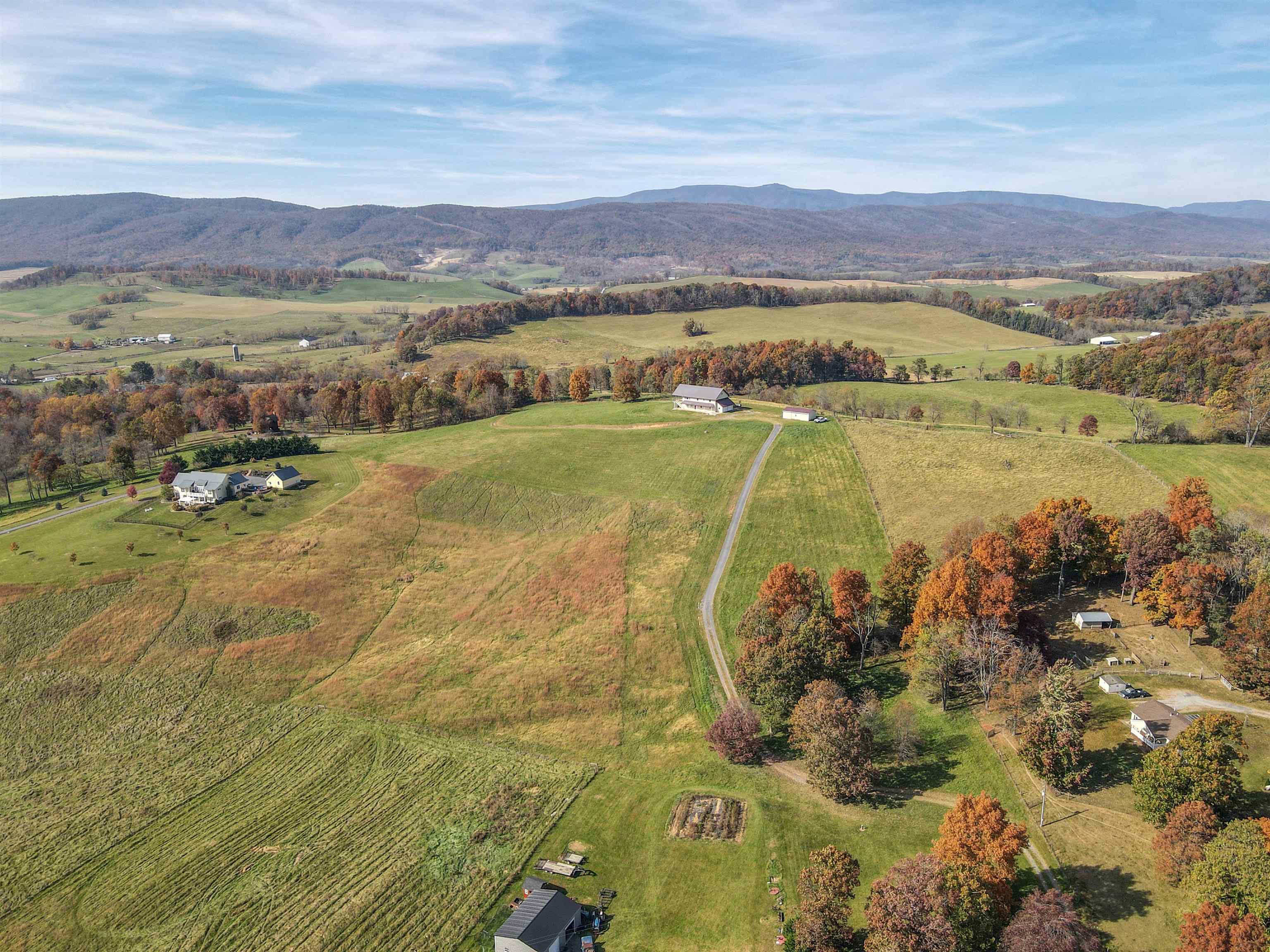 473 SHIREY RD, MIDDLEBROOK, Virginia 24459, 2 Bedrooms Bedrooms, ,2 BathroomsBathrooms,Residential,473 SHIREY RD,664499 MLS # 664499