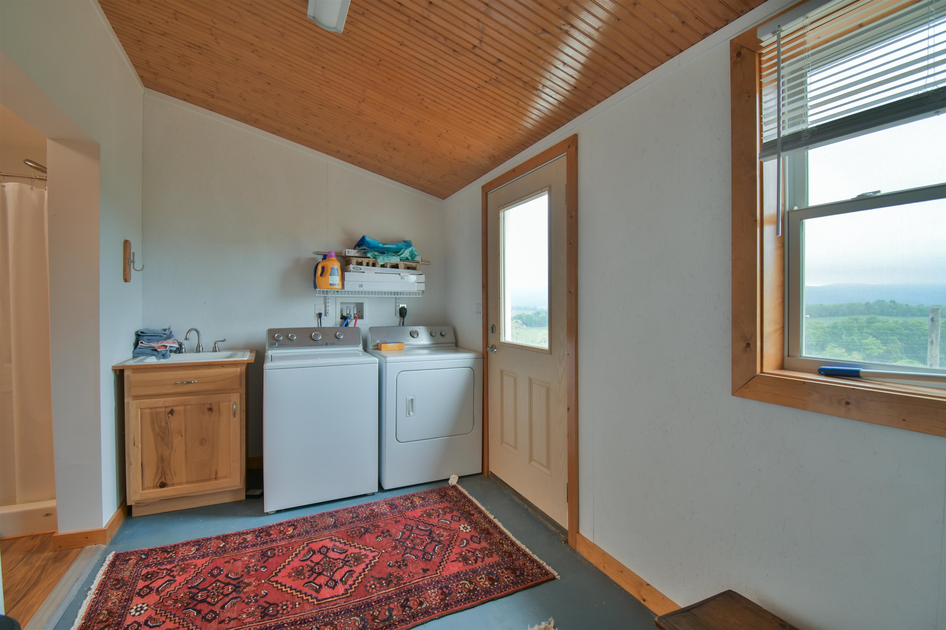 473 SHIREY RD, MIDDLEBROOK, Virginia 24459, 2 Bedrooms Bedrooms, ,2 BathroomsBathrooms,Residential,473 SHIREY RD,664499 MLS # 664499