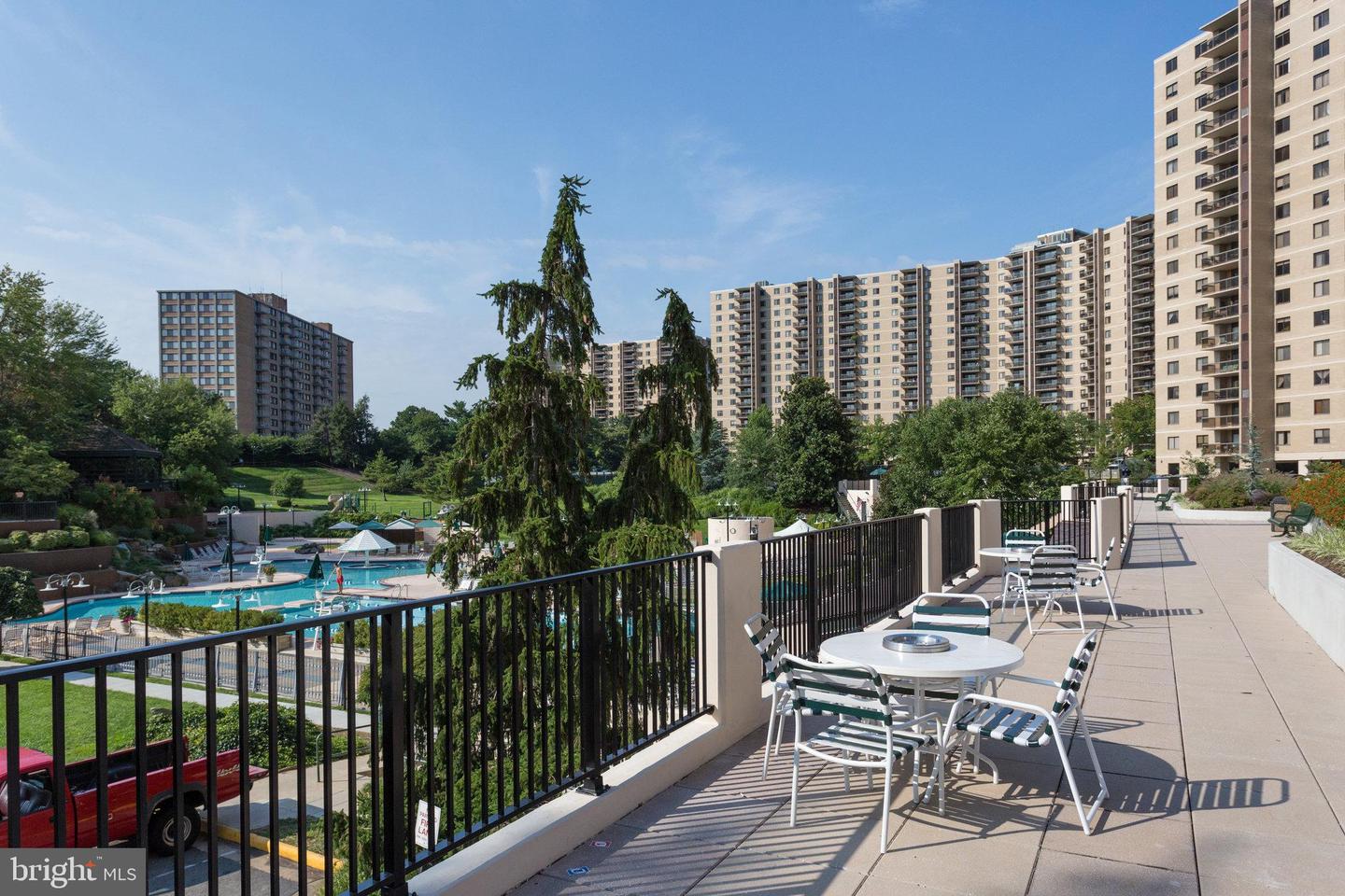 203 YOAKUM PKWY #1807, ALEXANDRIA, Virginia 22304, 2 Bedrooms Bedrooms, ,2 BathroomsBathrooms,Residential,For sale,203 YOAKUM PKWY #1807,VAAX2043990 MLS # VAAX2043990