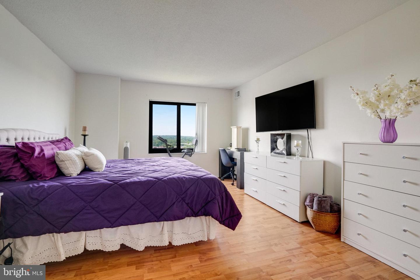 203 YOAKUM PKWY #1807, ALEXANDRIA, Virginia 22304, 2 Bedrooms Bedrooms, ,2 BathroomsBathrooms,Residential,For sale,203 YOAKUM PKWY #1807,VAAX2043990 MLS # VAAX2043990