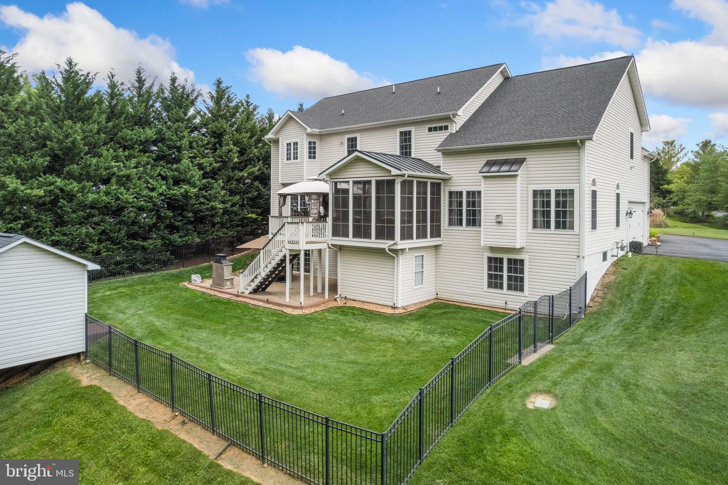 1 PINKERTON CT, STAFFORD, Virginia 22554, 5 Bedrooms Bedrooms, ,4 BathroomsBathrooms,Residential,For sale,1 PINKERTON CT,VAST2037762 MLS # VAST2037762