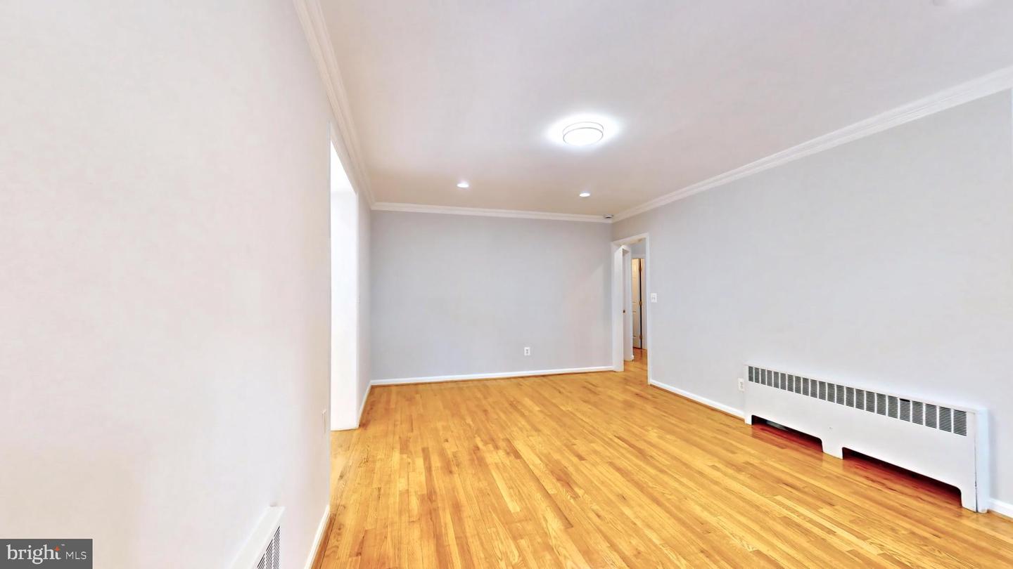 408 VIRGINIA AVE, ALEXANDRIA, Virginia 22302, 3 Bedrooms Bedrooms, ,3 BathroomsBathrooms,Residential,For sale,408 VIRGINIA AVE,VAAX2044040 MLS # VAAX2044040