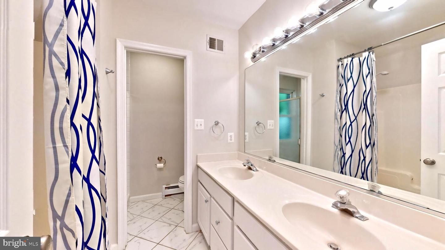 408 VIRGINIA AVE, ALEXANDRIA, Virginia 22302, 3 Bedrooms Bedrooms, ,3 BathroomsBathrooms,Residential,For sale,408 VIRGINIA AVE,VAAX2044040 MLS # VAAX2044040