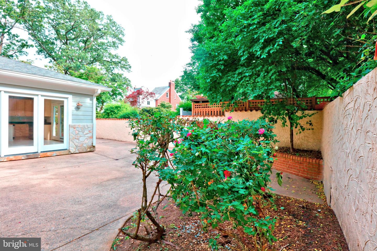 408 VIRGINIA AVE, ALEXANDRIA, Virginia 22302, 3 Bedrooms Bedrooms, ,3 BathroomsBathrooms,Residential,For sale,408 VIRGINIA AVE,VAAX2044040 MLS # VAAX2044040