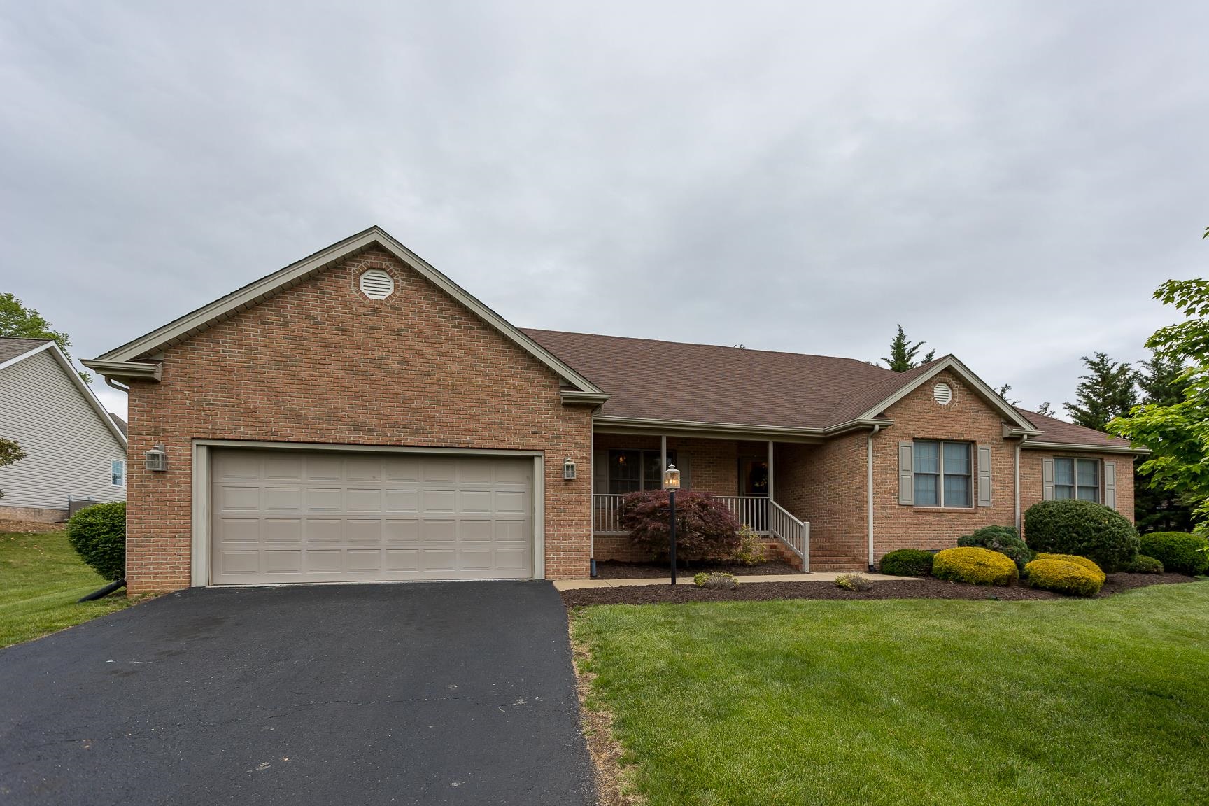 5 HIDDEN VALLEY CT, FISHERSVILLE, Virginia 22939, 3 Bedrooms Bedrooms, ,2 BathroomsBathrooms,Residential,5 HIDDEN VALLEY CT,664508 MLS # 664508