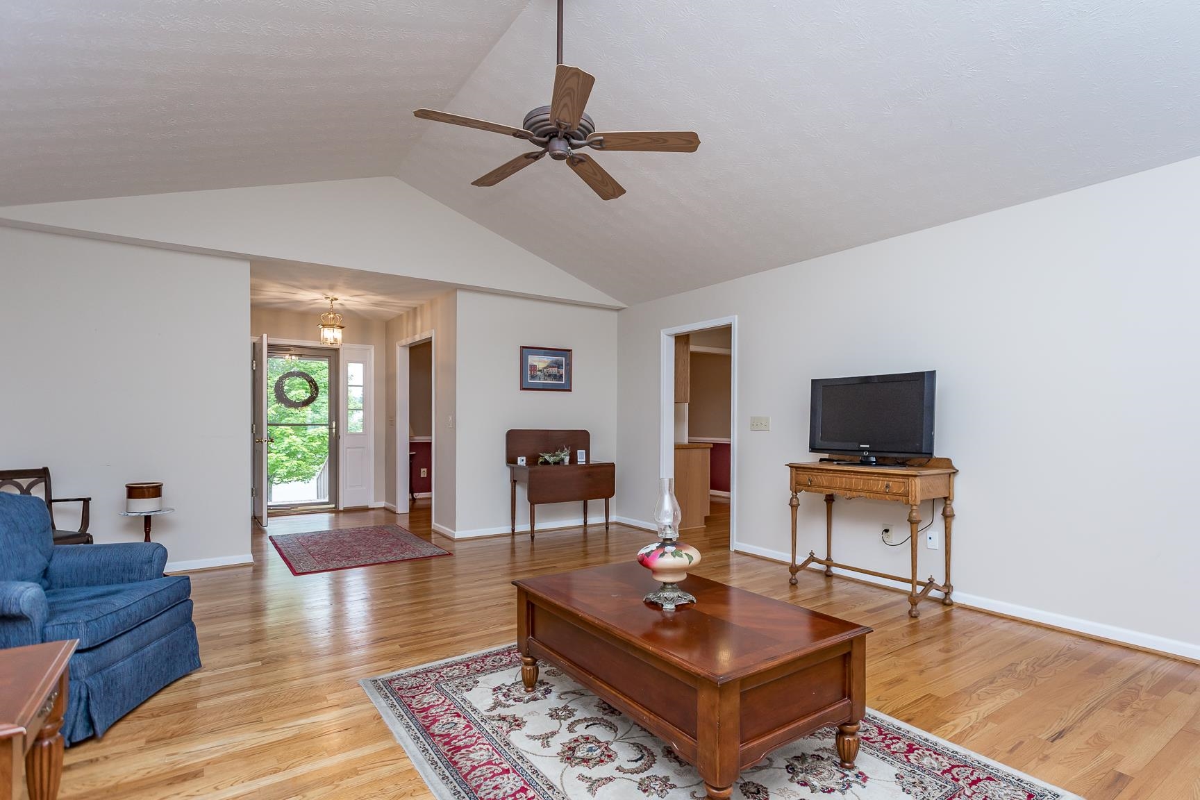 5 HIDDEN VALLEY CT, FISHERSVILLE, Virginia 22939, 3 Bedrooms Bedrooms, ,2 BathroomsBathrooms,Residential,5 HIDDEN VALLEY CT,664508 MLS # 664508