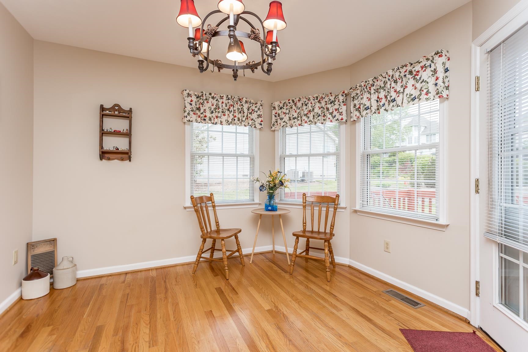 5 HIDDEN VALLEY CT, FISHERSVILLE, Virginia 22939, 3 Bedrooms Bedrooms, ,2 BathroomsBathrooms,Residential,5 HIDDEN VALLEY CT,664508 MLS # 664508