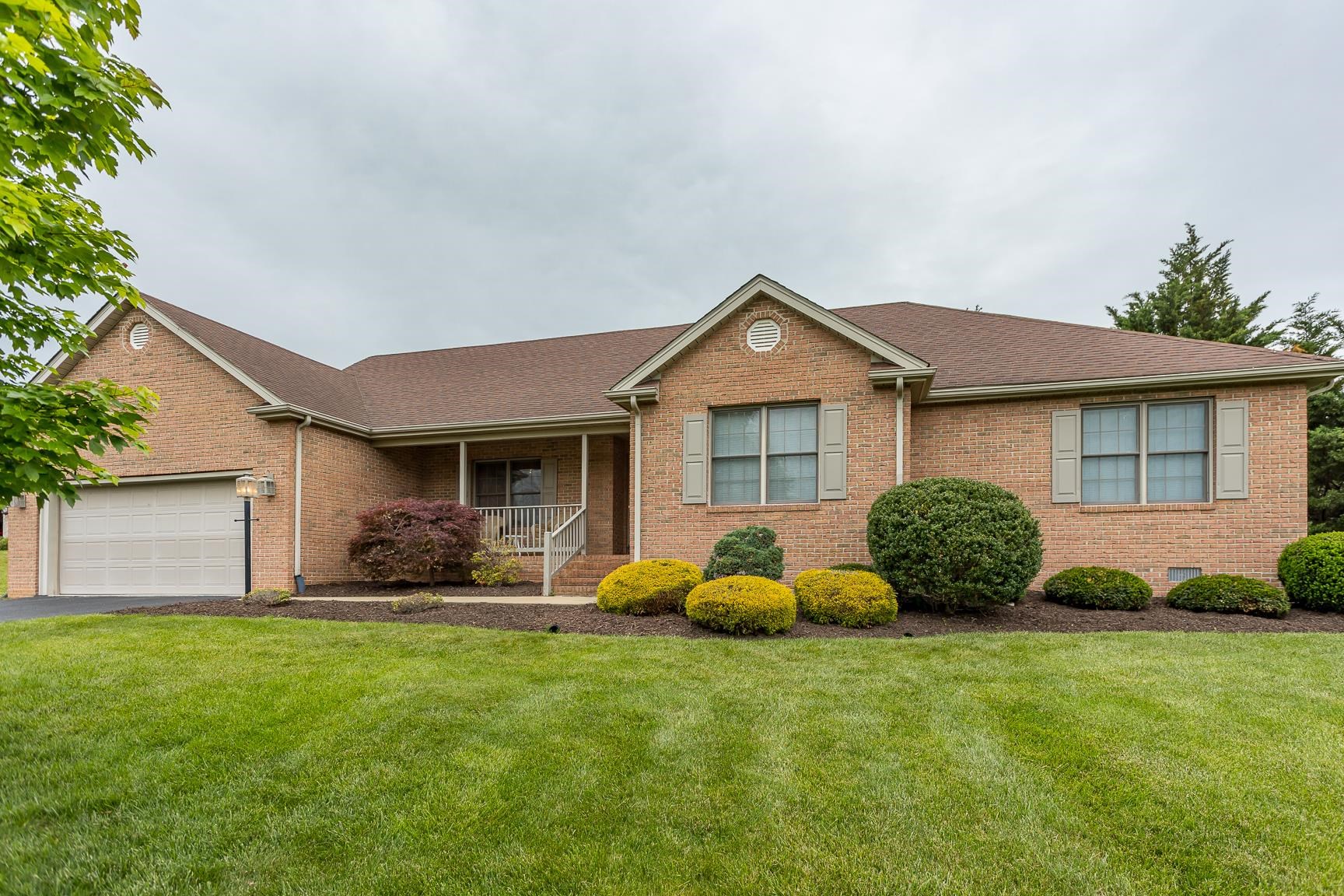 5 HIDDEN VALLEY CT, FISHERSVILLE, Virginia 22939, 3 Bedrooms Bedrooms, ,2 BathroomsBathrooms,Residential,5 HIDDEN VALLEY CT,664508 MLS # 664508