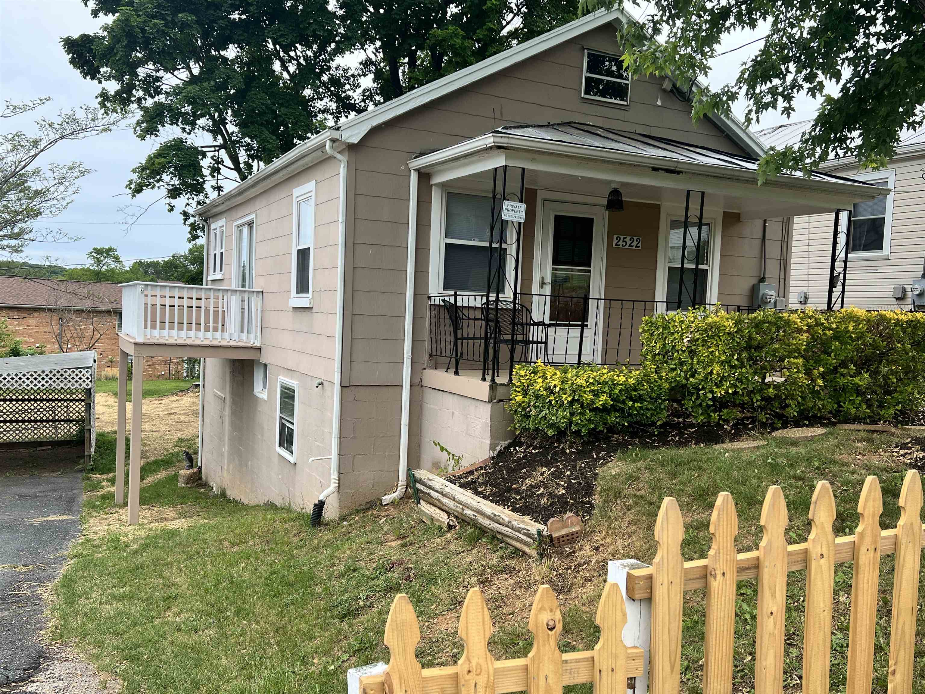 2522 BATH ST, STAUNTON, Virginia 24401, 2 Bedrooms Bedrooms, ,1 BathroomBathrooms,Residential,2522 Bath St,2522 BATH ST,664515 MLS # 664515