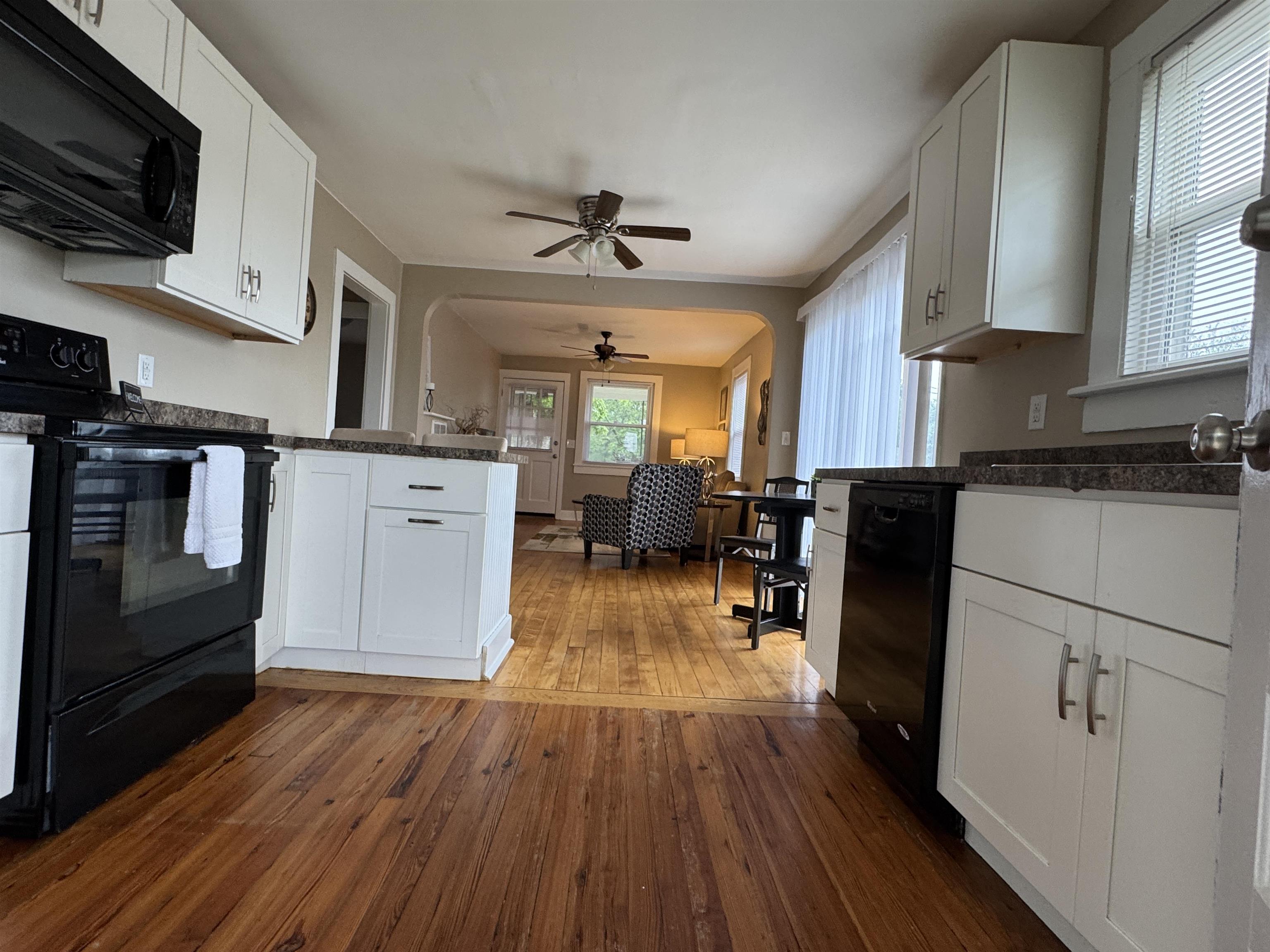 2522 BATH ST, STAUNTON, Virginia 24401, 2 Bedrooms Bedrooms, ,1 BathroomBathrooms,Residential,2522 Bath St,2522 BATH ST,664515 MLS # 664515
