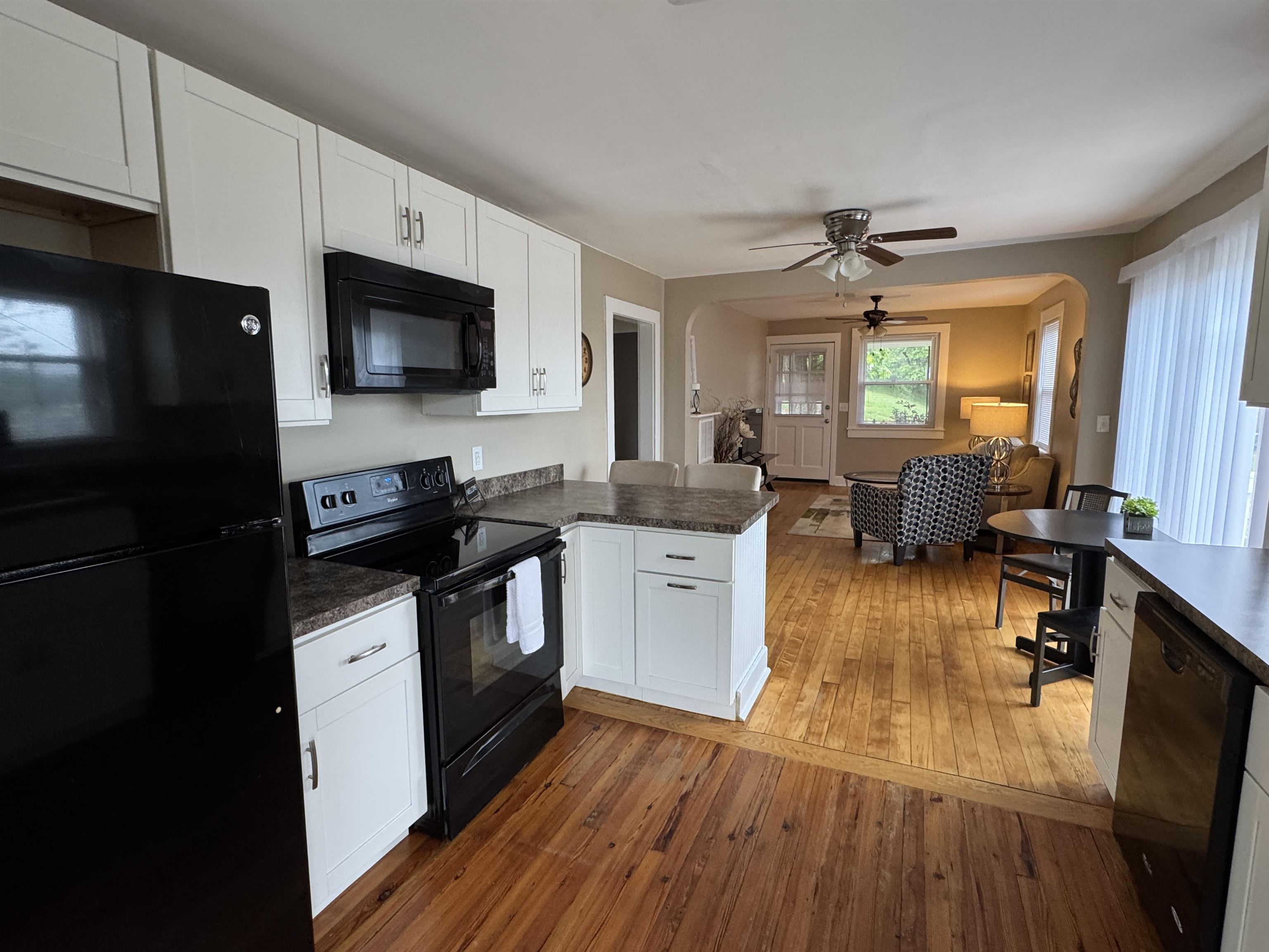 2522 BATH ST, STAUNTON, Virginia 24401, 2 Bedrooms Bedrooms, ,1 BathroomBathrooms,Residential,2522 Bath St,2522 BATH ST,664515 MLS # 664515