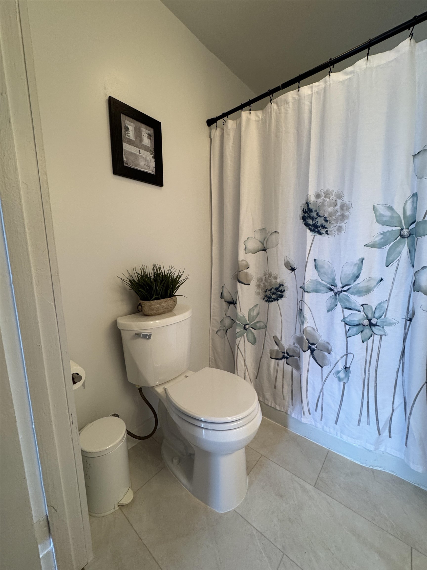 2522 BATH ST, STAUNTON, Virginia 24401, 2 Bedrooms Bedrooms, ,1 BathroomBathrooms,Residential,2522 Bath St,2522 BATH ST,664515 MLS # 664515
