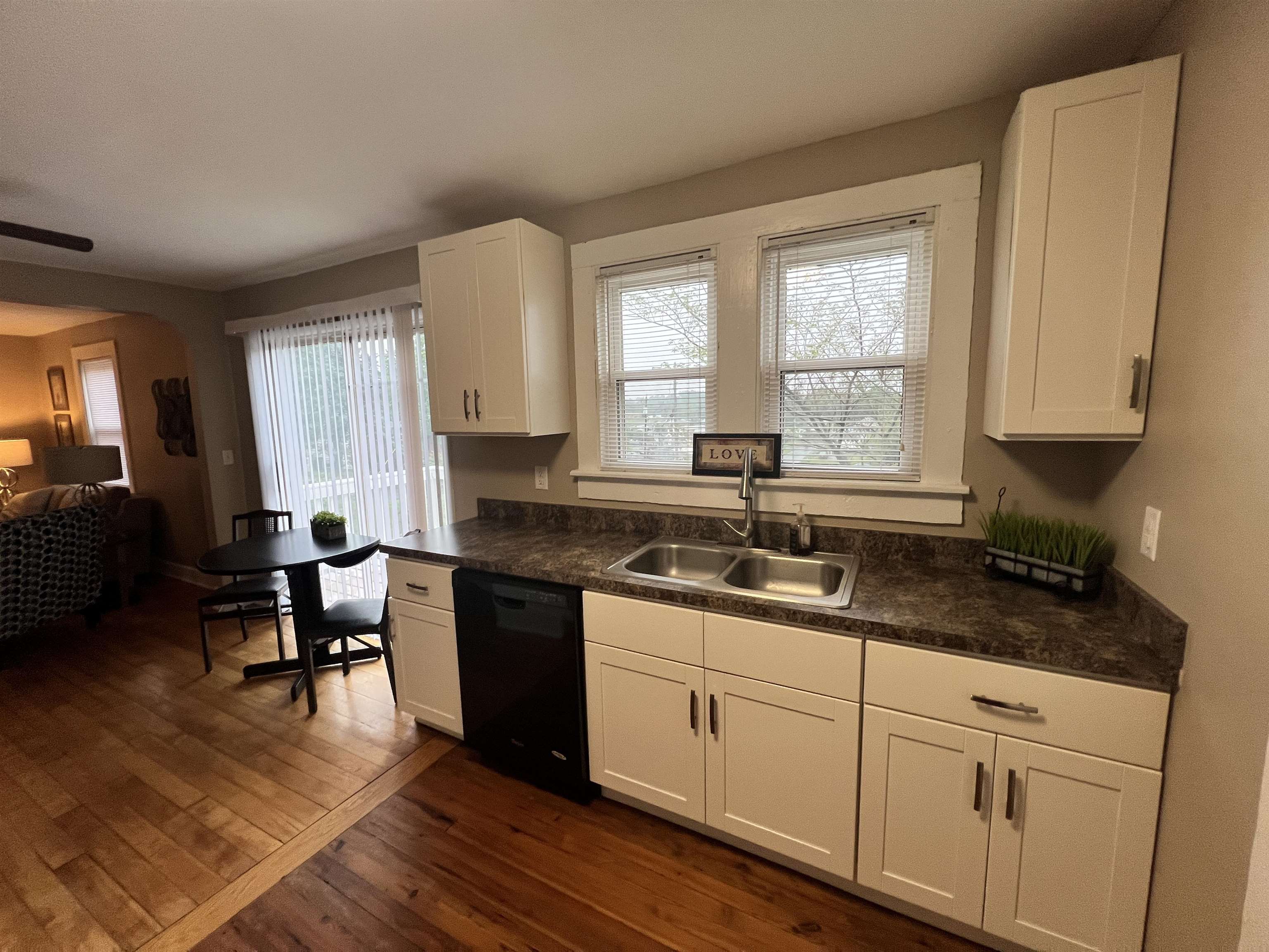 2522 BATH ST, STAUNTON, Virginia 24401, 2 Bedrooms Bedrooms, ,1 BathroomBathrooms,Residential,2522 Bath St,2522 BATH ST,664515 MLS # 664515