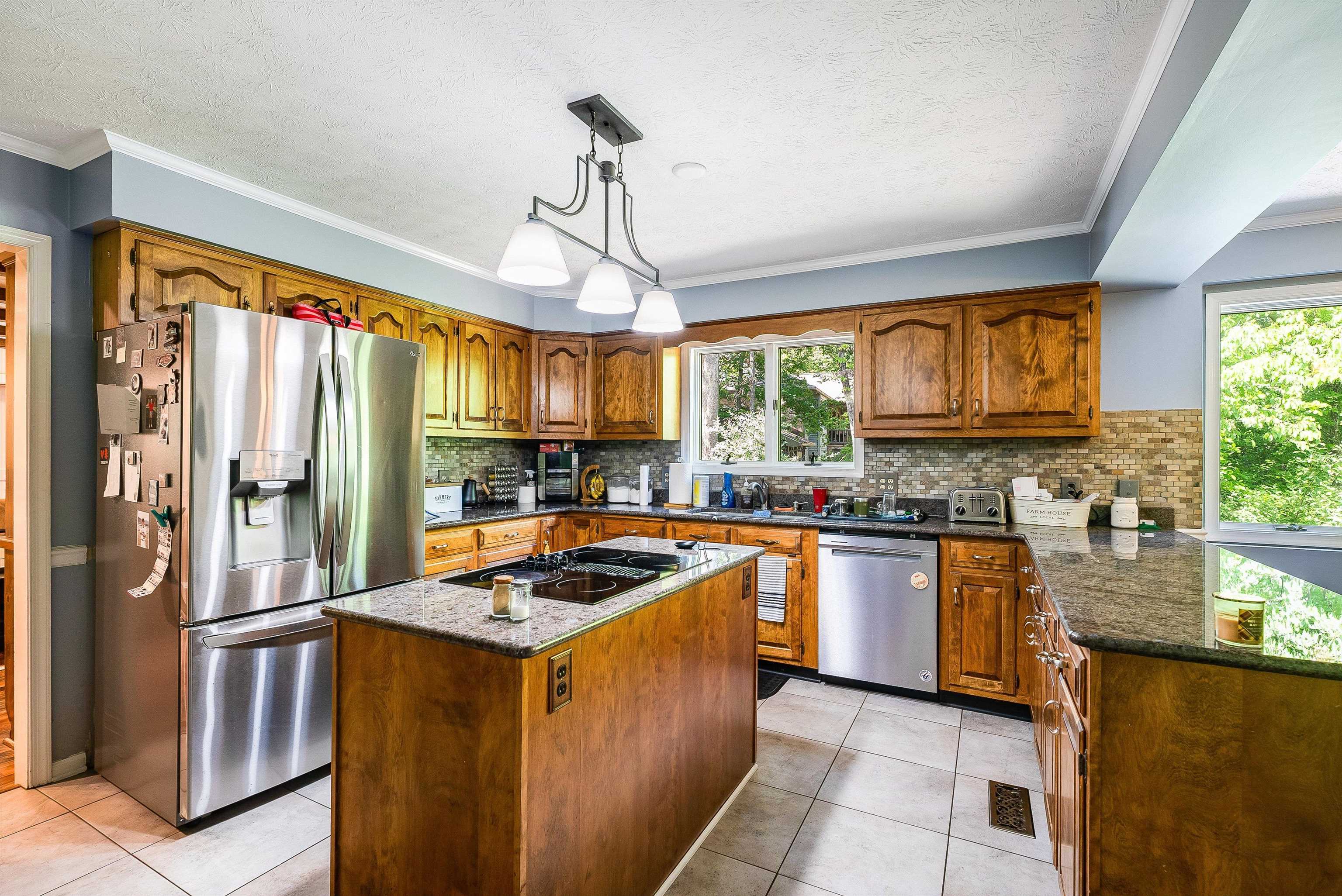 115 PHEASANT RD, MCGAHEYSVILLE, Virginia 22840, 4 Bedrooms Bedrooms, ,3 BathroomsBathrooms,Residential,115 PHEASANT RD,664526 MLS # 664526