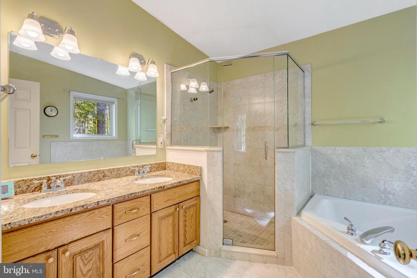 2942 FREEZELAND RD, LINDEN, Virginia 22642, 4 Bedrooms Bedrooms, ,3 BathroomsBathrooms,Residential,For sale,2942 FREEZELAND RD,VAWR2010896 MLS # VAWR2010896