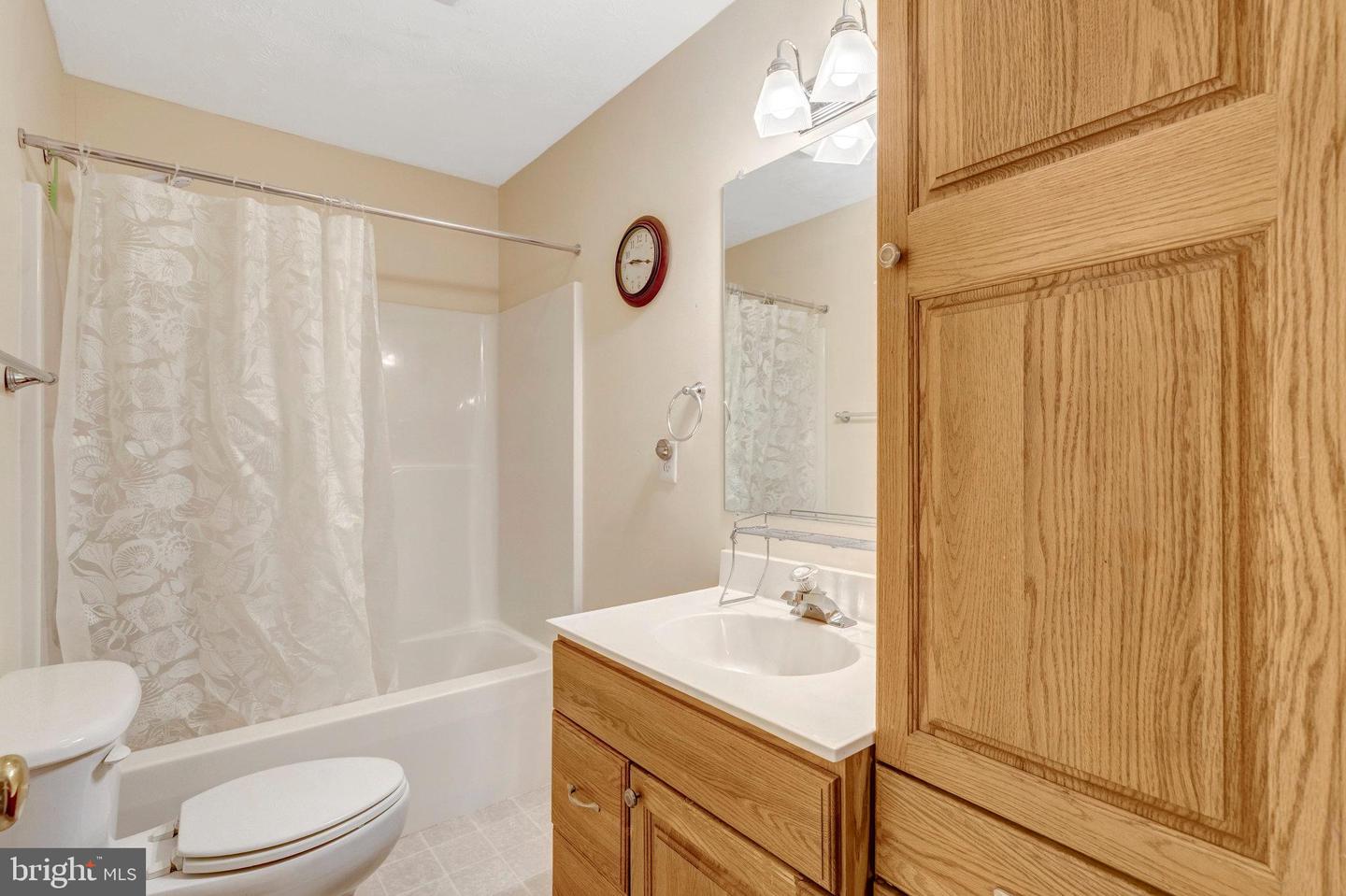 2942 FREEZELAND RD, LINDEN, Virginia 22642, 4 Bedrooms Bedrooms, ,3 BathroomsBathrooms,Residential,For sale,2942 FREEZELAND RD,VAWR2010896 MLS # VAWR2010896