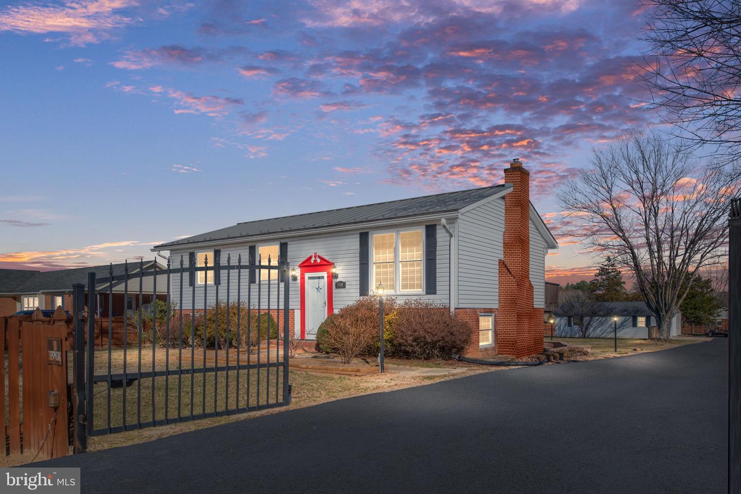 348 POPLAR RD, FREDERICKSBURG, Virginia 22406, 4 Bedrooms Bedrooms, ,2 BathroomsBathrooms,Residential,For sale,348 POPLAR RD,VAST2037828 MLS # VAST2037828