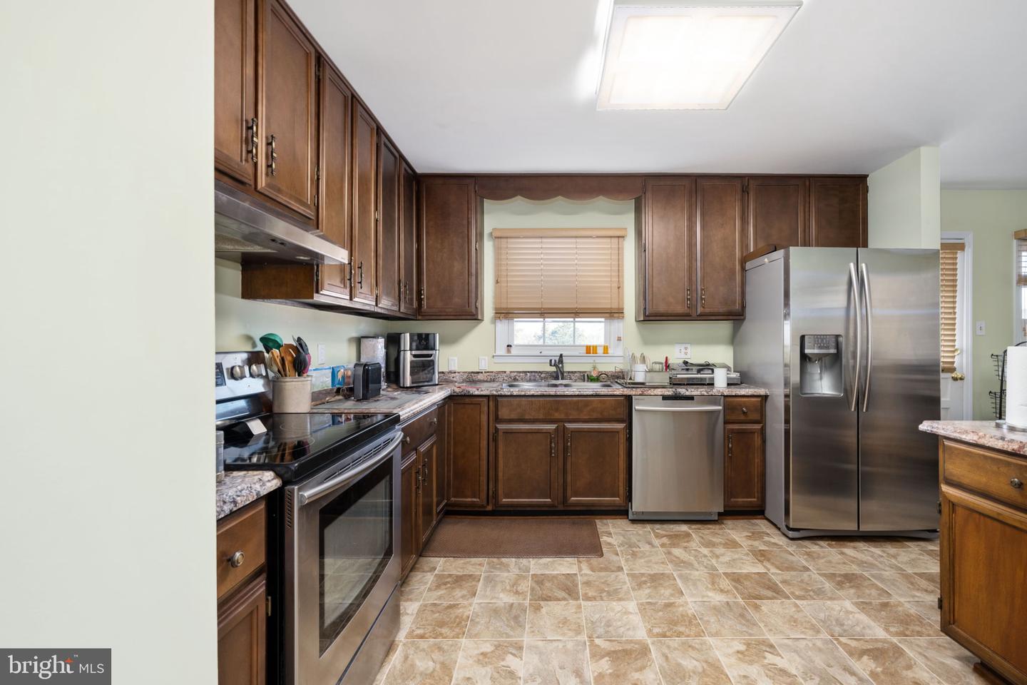 348 POPLAR RD, FREDERICKSBURG, Virginia 22406, 4 Bedrooms Bedrooms, ,2 BathroomsBathrooms,Residential,For sale,348 POPLAR RD,VAST2037828 MLS # VAST2037828