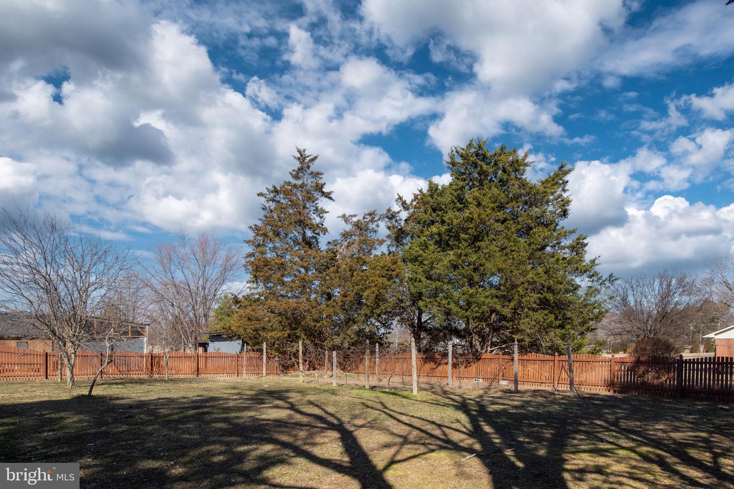 348 POPLAR RD, FREDERICKSBURG, Virginia 22406, 4 Bedrooms Bedrooms, ,2 BathroomsBathrooms,Residential,For sale,348 POPLAR RD,VAST2037828 MLS # VAST2037828