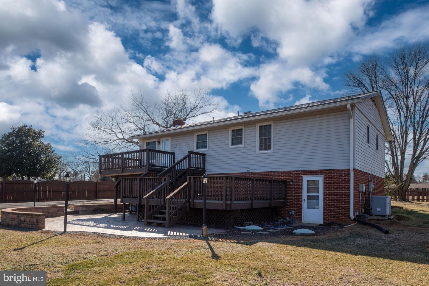 348 POPLAR RD, FREDERICKSBURG, Virginia 22406, 4 Bedrooms Bedrooms, ,2 BathroomsBathrooms,Residential,For sale,348 POPLAR RD,VAST2037828 MLS # VAST2037828