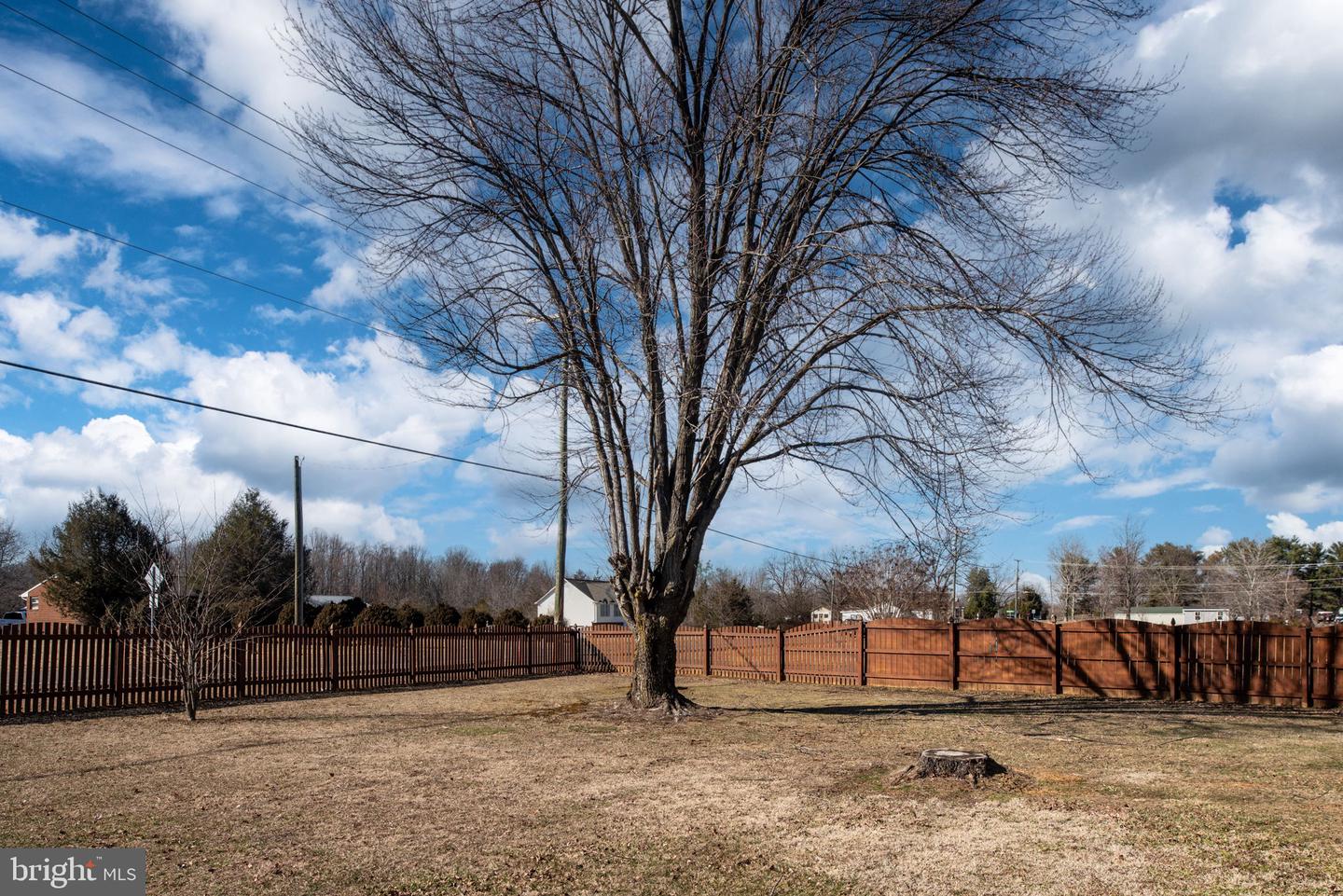 348 POPLAR RD, FREDERICKSBURG, Virginia 22406, 4 Bedrooms Bedrooms, ,2 BathroomsBathrooms,Residential,For sale,348 POPLAR RD,VAST2037828 MLS # VAST2037828