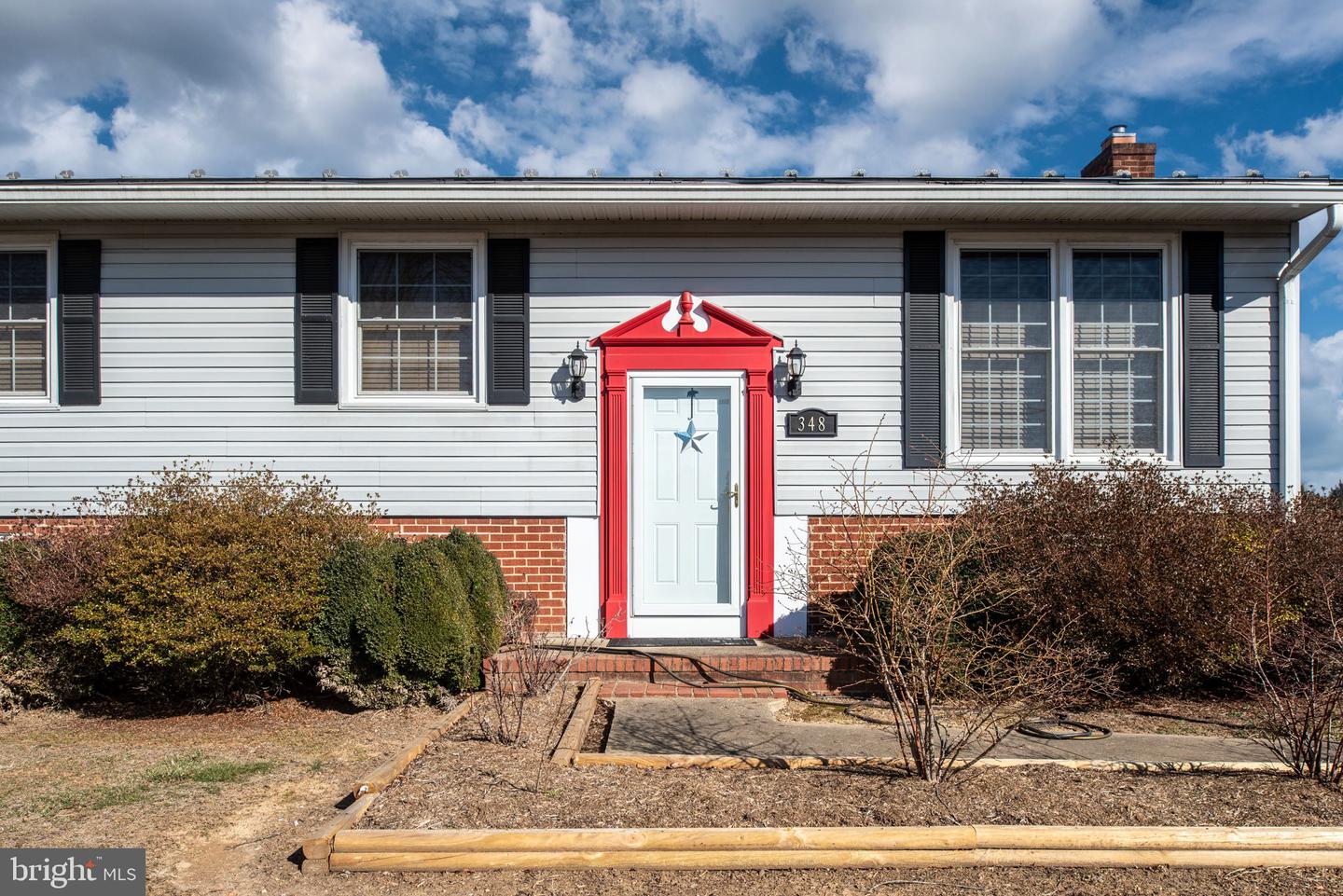 348 POPLAR RD, FREDERICKSBURG, Virginia 22406, 4 Bedrooms Bedrooms, ,2 BathroomsBathrooms,Residential,For sale,348 POPLAR RD,VAST2037828 MLS # VAST2037828