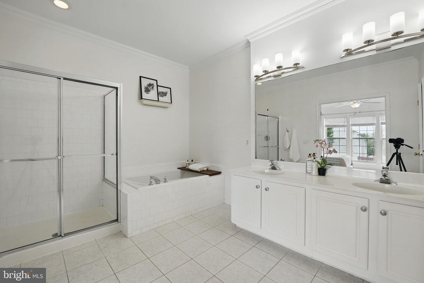 6339 EAGLE RIDGE LN #52, ALEXANDRIA, Virginia 22312, 2 Bedrooms Bedrooms, ,2 BathroomsBathrooms,Residential,For sale,6339 EAGLE RIDGE LN #52,VAFX2234312 MLS # VAFX2234312