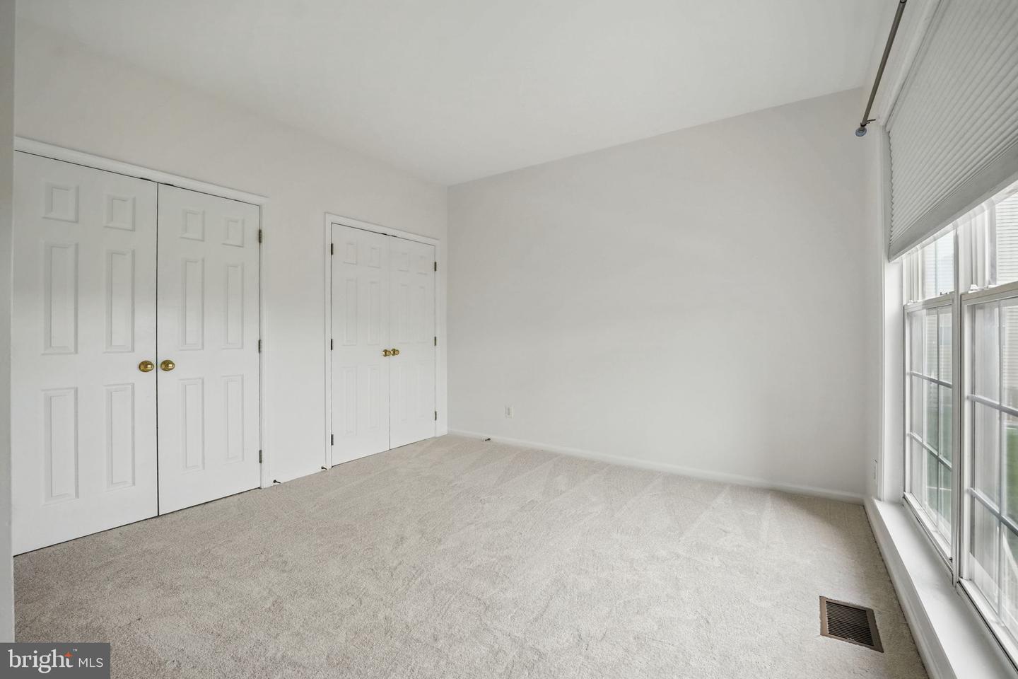6339 EAGLE RIDGE LN #52, ALEXANDRIA, Virginia 22312, 2 Bedrooms Bedrooms, ,2 BathroomsBathrooms,Residential,For sale,6339 EAGLE RIDGE LN #52,VAFX2234312 MLS # VAFX2234312