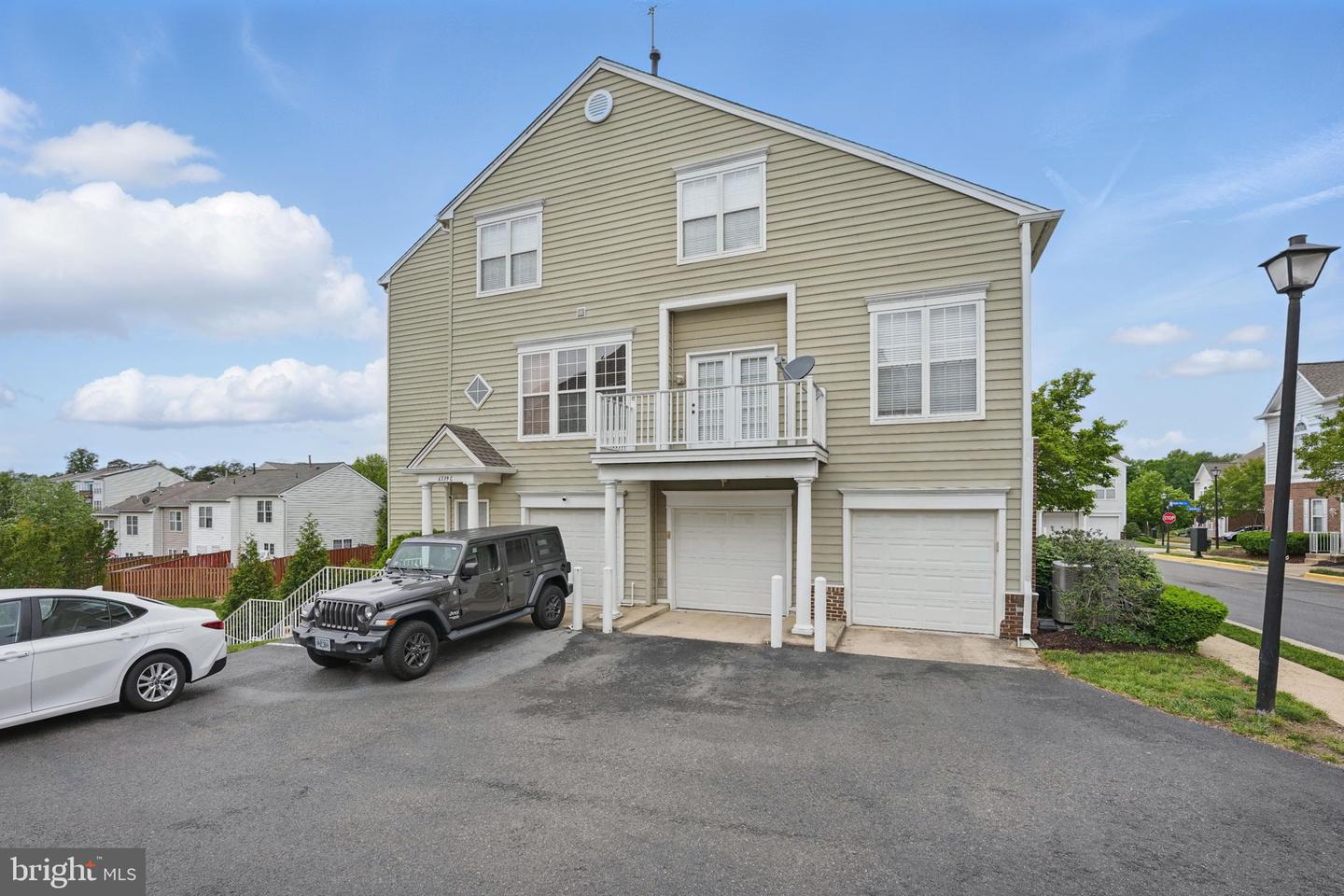 6339 EAGLE RIDGE LN #52, ALEXANDRIA, Virginia 22312, 2 Bedrooms Bedrooms, ,2 BathroomsBathrooms,Residential,For sale,6339 EAGLE RIDGE LN #52,VAFX2234312 MLS # VAFX2234312