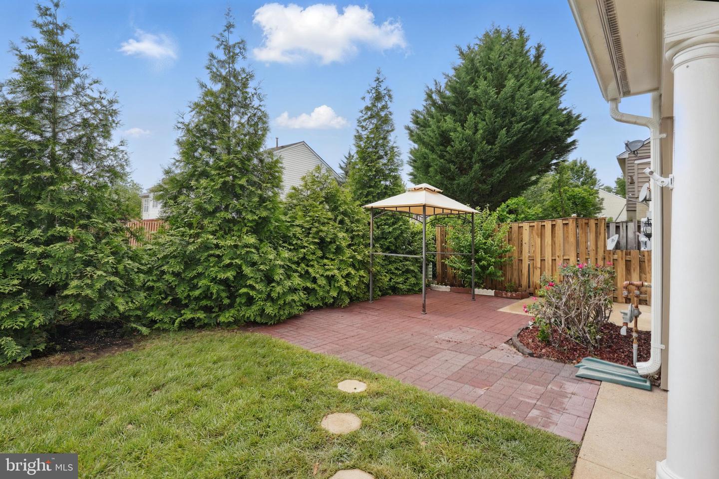 6339 EAGLE RIDGE LN #52, ALEXANDRIA, Virginia 22312, 2 Bedrooms Bedrooms, ,2 BathroomsBathrooms,Residential,For sale,6339 EAGLE RIDGE LN #52,VAFX2234312 MLS # VAFX2234312