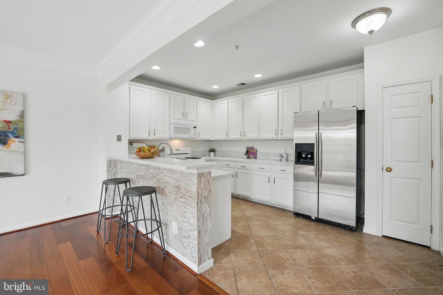 6339 EAGLE RIDGE LN #52, ALEXANDRIA, Virginia 22312, 2 Bedrooms Bedrooms, ,2 BathroomsBathrooms,Residential,For sale,6339 EAGLE RIDGE LN #52,VAFX2234312 MLS # VAFX2234312