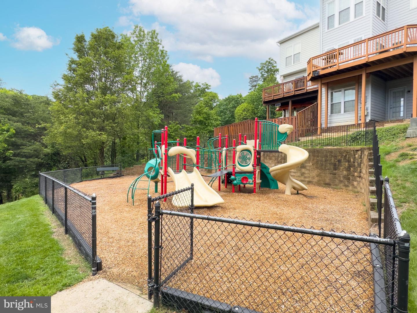 6339 EAGLE RIDGE LN #52, ALEXANDRIA, Virginia 22312, 2 Bedrooms Bedrooms, ,2 BathroomsBathrooms,Residential,For sale,6339 EAGLE RIDGE LN #52,VAFX2234312 MLS # VAFX2234312
