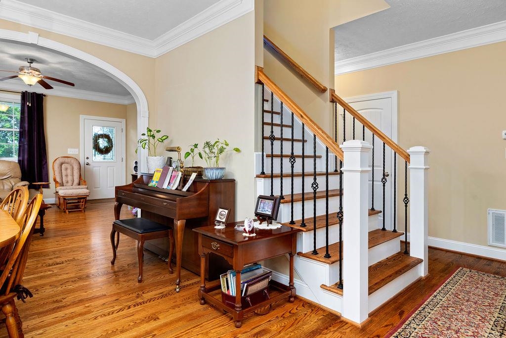 117 VILLA VIEW DR, STAUNTON, Virginia 24401, 3 Bedrooms Bedrooms, ,2 BathroomsBathrooms,Residential,117 VILLA VIEW DR,664527 MLS # 664527