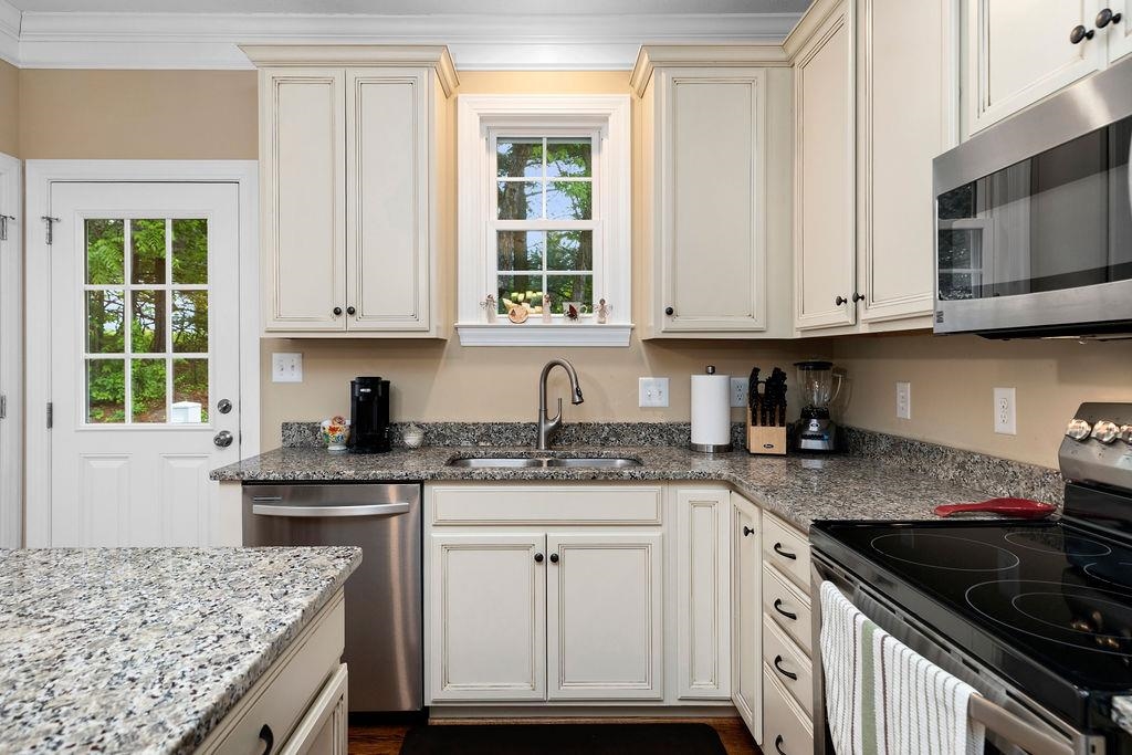 117 VILLA VIEW DR, STAUNTON, Virginia 24401, 3 Bedrooms Bedrooms, ,2 BathroomsBathrooms,Residential,117 VILLA VIEW DR,664527 MLS # 664527