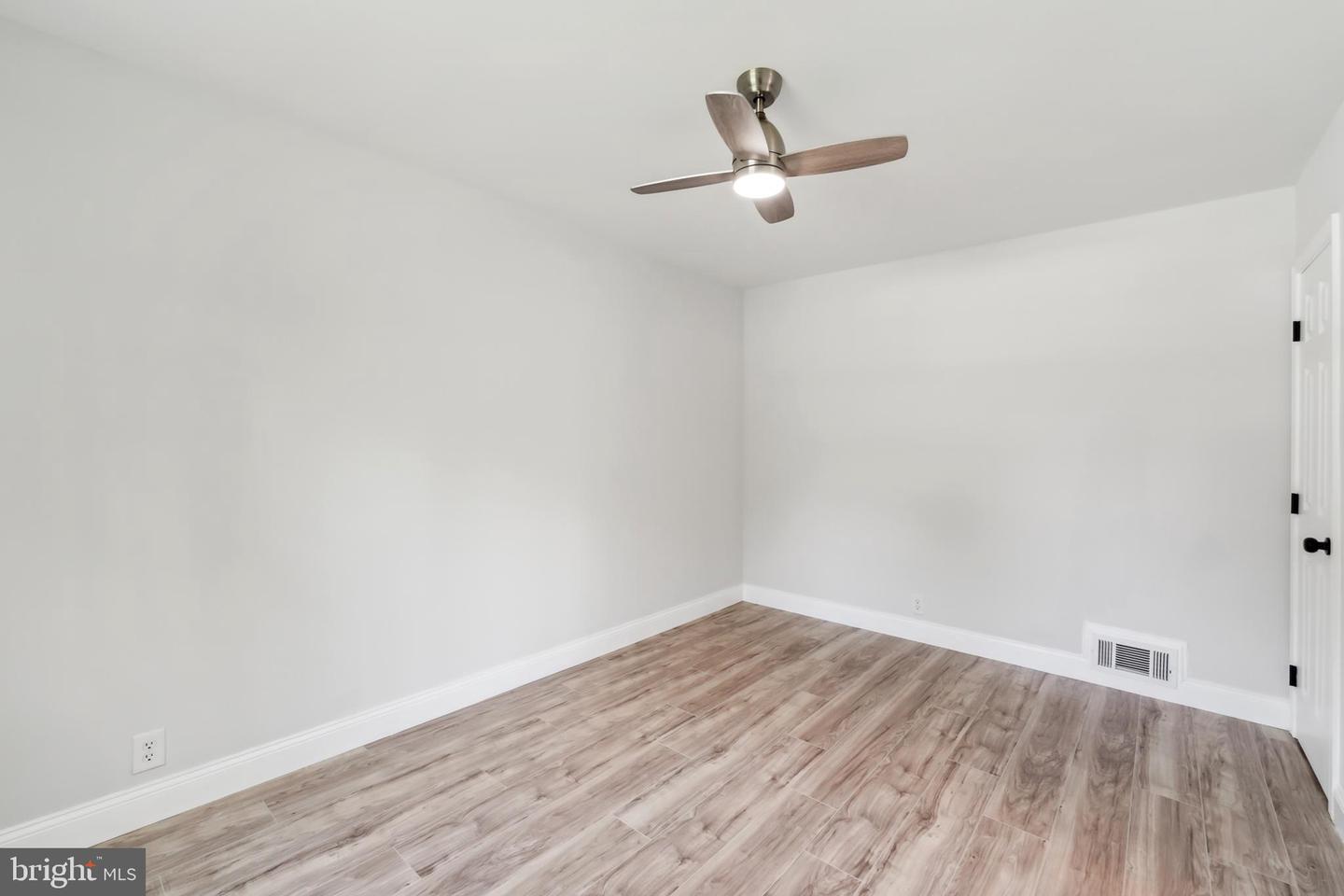 2416 SHERWOOD HALL LN, ALEXANDRIA, Virginia 22306, 5 Bedrooms Bedrooms, ,3 BathroomsBathrooms,Residential,For sale,2416 SHERWOOD HALL LN,VAFX2234904 MLS # VAFX2234904