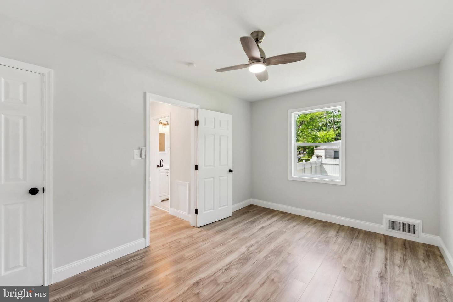 2416 SHERWOOD HALL LN, ALEXANDRIA, Virginia 22306, 5 Bedrooms Bedrooms, ,3 BathroomsBathrooms,Residential,For sale,2416 SHERWOOD HALL LN,VAFX2234904 MLS # VAFX2234904