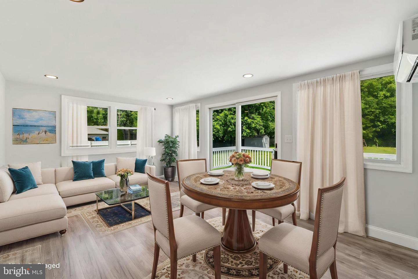 2416 SHERWOOD HALL LN, ALEXANDRIA, Virginia 22306, 5 Bedrooms Bedrooms, ,3 BathroomsBathrooms,Residential,For sale,2416 SHERWOOD HALL LN,VAFX2234904 MLS # VAFX2234904