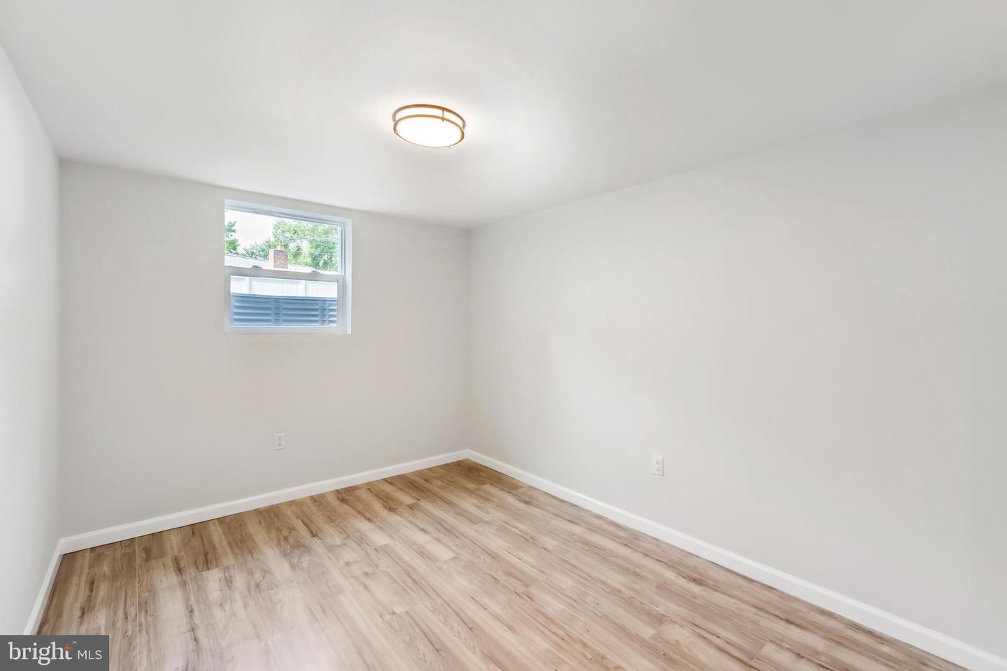 2416 SHERWOOD HALL LN, ALEXANDRIA, Virginia 22306, 5 Bedrooms Bedrooms, ,3 BathroomsBathrooms,Residential,For sale,2416 SHERWOOD HALL LN,VAFX2234904 MLS # VAFX2234904