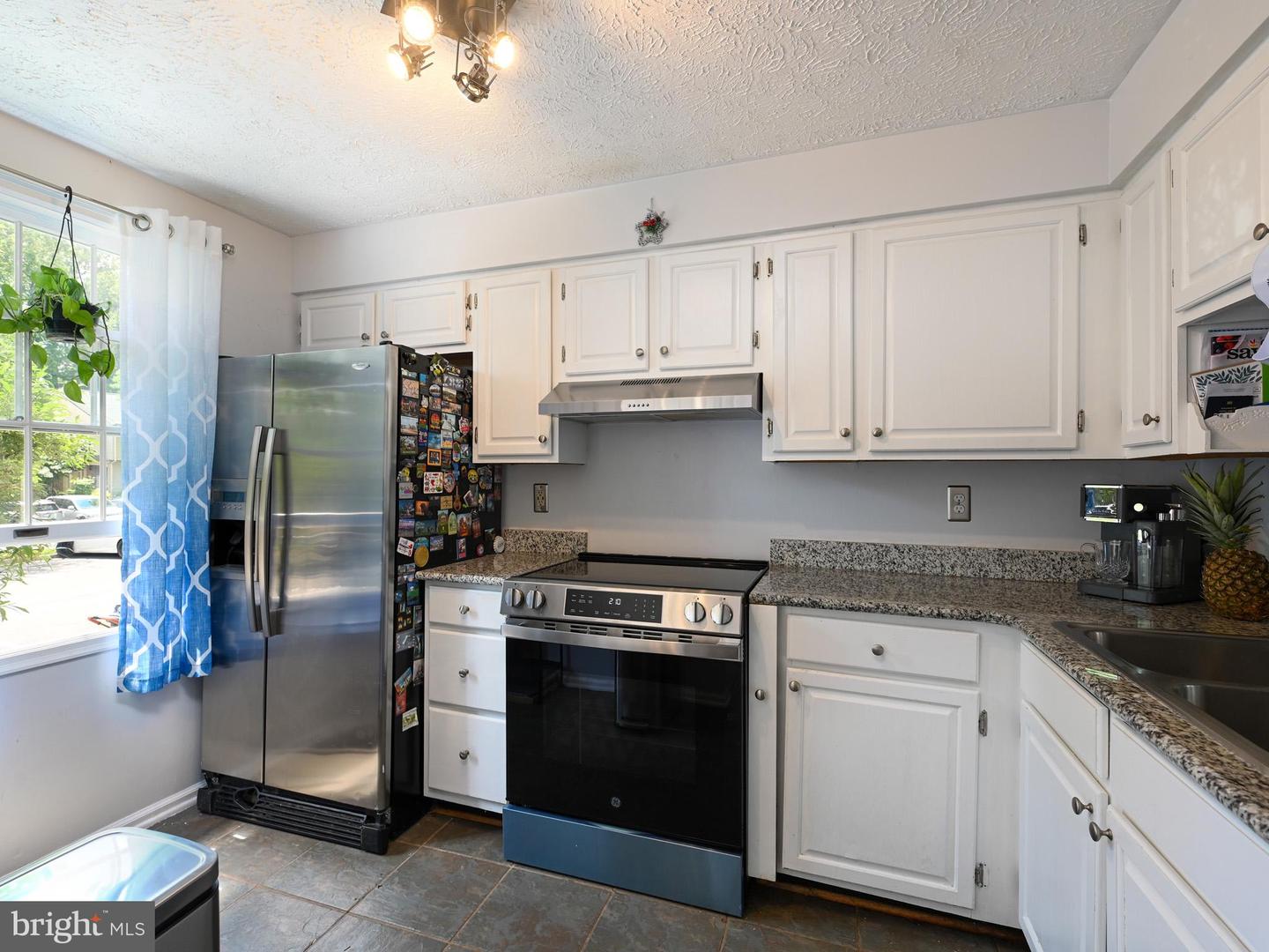 8554 KOLUDER CT, LORTON, Virginia 22079, 2 Bedrooms Bedrooms, 9 Rooms Rooms,1 BathroomBathrooms,Residential,For sale,8554 KOLUDER CT,VAFX2234932 MLS # VAFX2234932