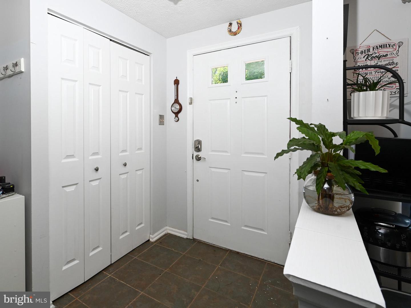 8554 KOLUDER CT, LORTON, Virginia 22079, 2 Bedrooms Bedrooms, 9 Rooms Rooms,1 BathroomBathrooms,Residential,For sale,8554 KOLUDER CT,VAFX2234932 MLS # VAFX2234932