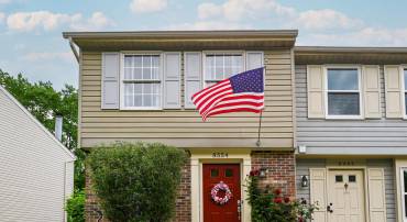 8554 KOLUDER CT, LORTON, Virginia 22079, 2 Bedrooms Bedrooms, 9 Rooms Rooms,1 BathroomBathrooms,Residential,For sale,8554 KOLUDER CT,VAFX2234932 MLS # VAFX2234932
