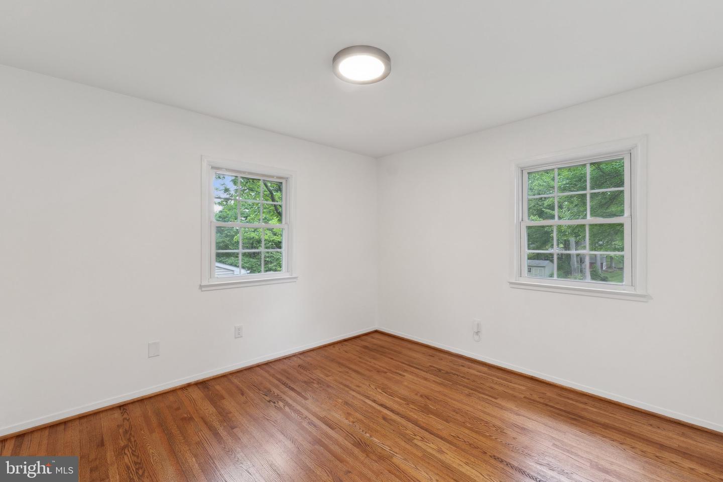 8626 KERRY LN, SPRINGFIELD, Virginia 22152, 4 Bedrooms Bedrooms, ,2 BathroomsBathrooms,Residential,For sale,8626 KERRY LN,VAFX2235688 MLS # VAFX2235688